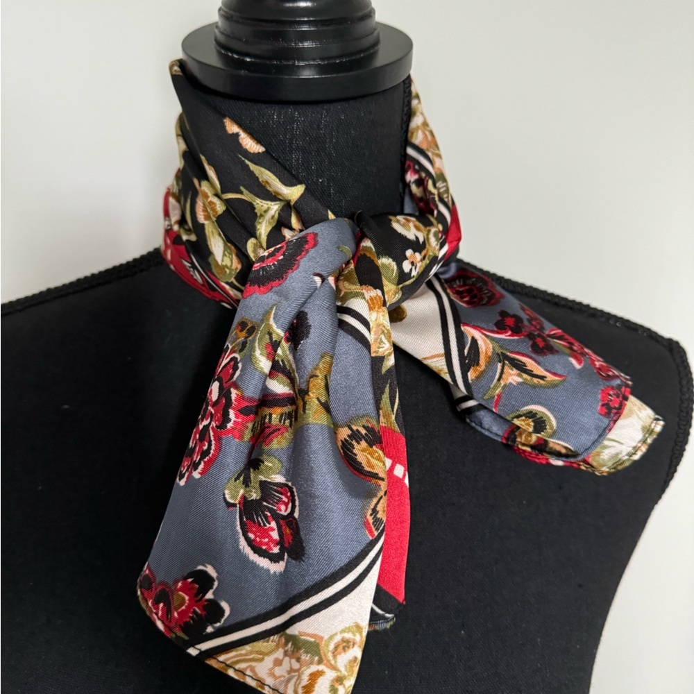 Floral Scarf - Picture 5 of 7